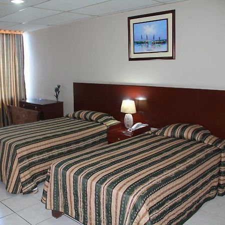Hotel La Torre Guayaquil Exteriör bild