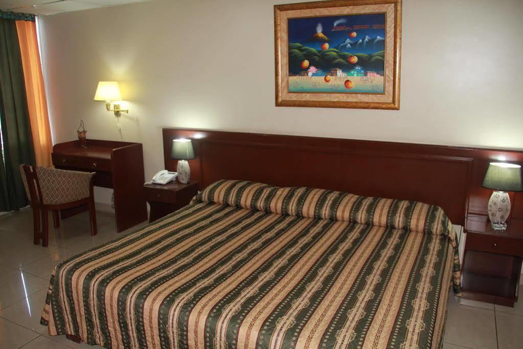 Hotel La Torre Guayaquil Exteriör bild